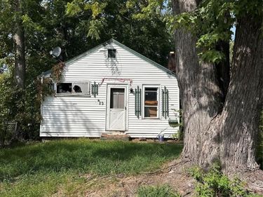 1122 Markham Street, Flint, MI 48507