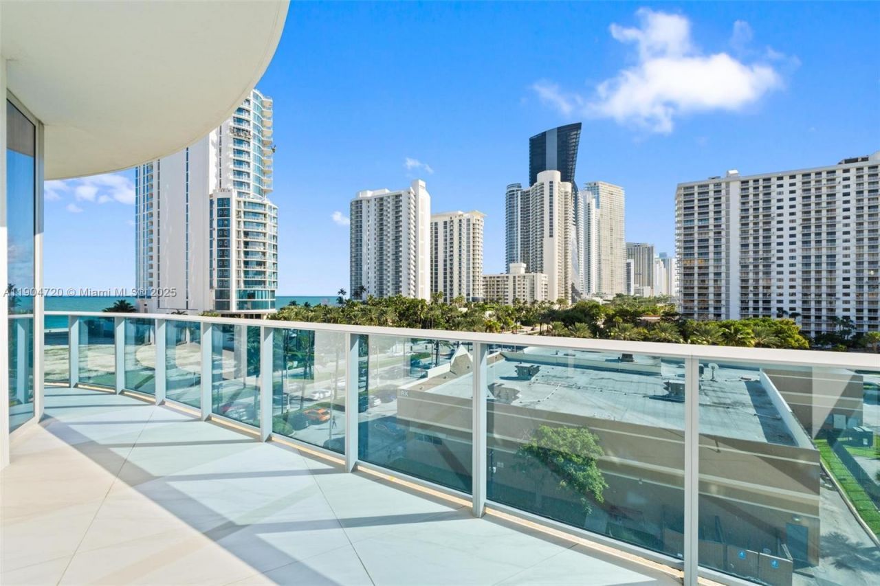17550 Collins, Unit 501, Sunny Isles Beach, FL 33160 Photo
