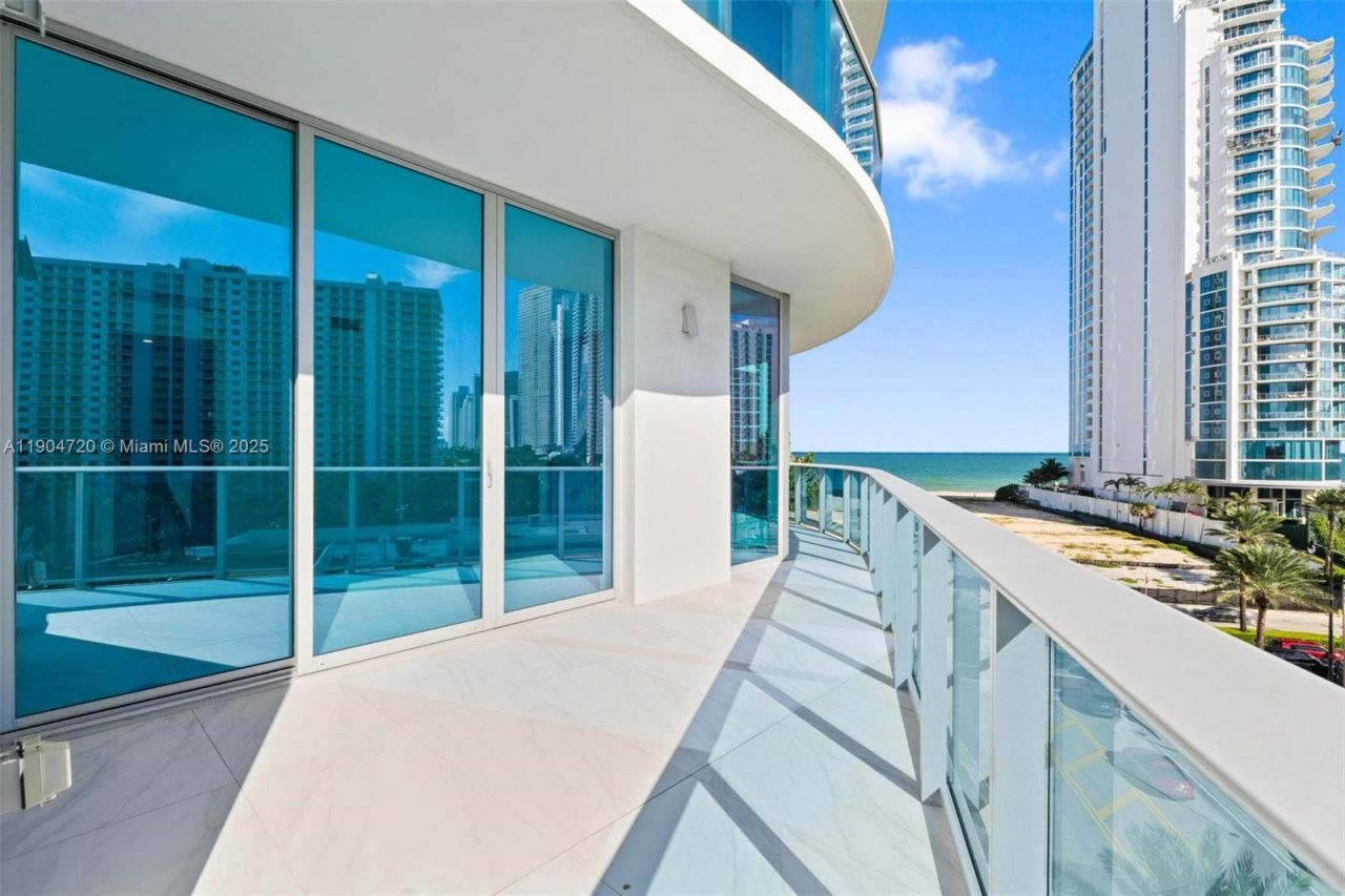 17550 Collins, Unit 501, Sunny Isles Beach, FL 33160 Photo