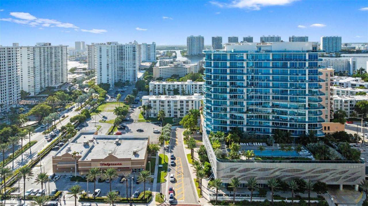 17550 Collins, Unit 501, Sunny Isles Beach, FL 33160 Photo