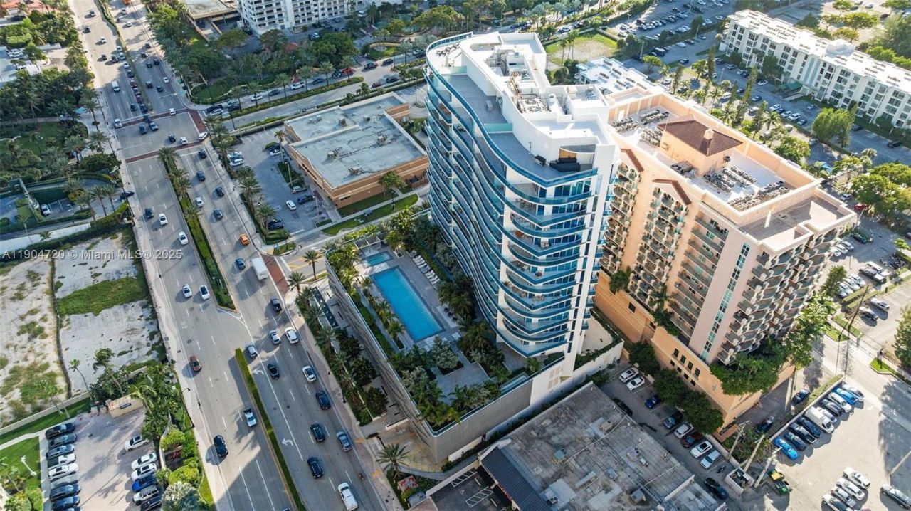 17550 Collins, Unit 501, Sunny Isles Beach, FL 33160 Photo