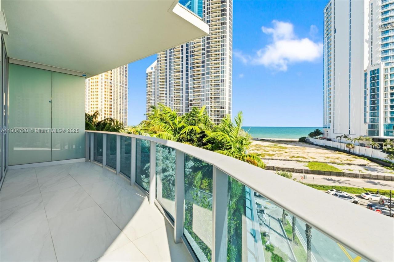 17550 Collins, Unit 501, Sunny Isles Beach, FL 33160 Photo