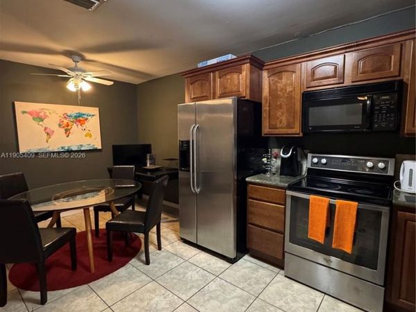 Unit 2-1, Hollywood, FL 33020