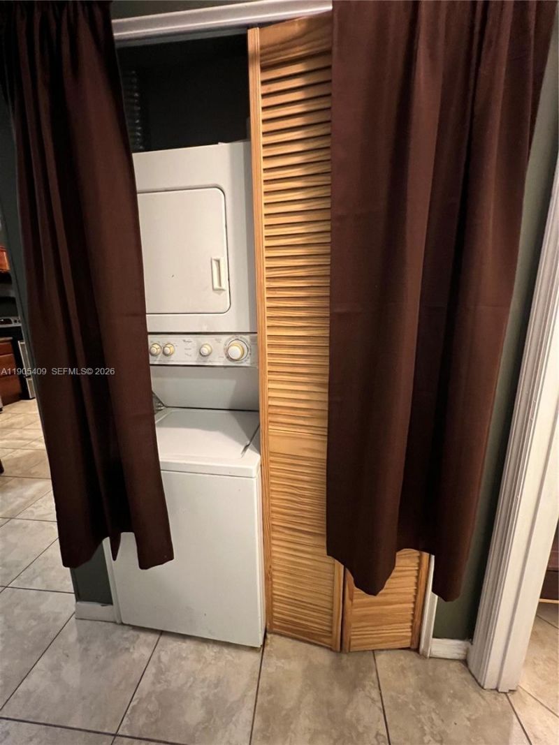 Please Call For Address, Unit 2-1, Hollywood, FL 33020 Photo