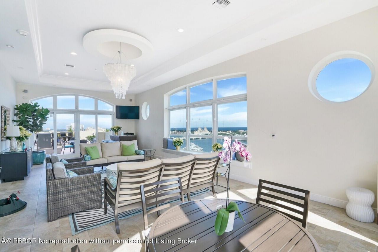 201 S Narcissus Avenue, Unit 601, West Palm Beach, FL 33401 Photo