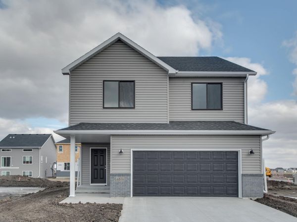 6876 Belding Drive S, Fargo, ND 58104