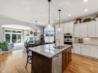 18368 Justice Way, Lakeville, MN 55044