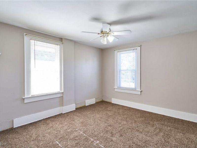 355 Cuyahoga Street, Akron, OH 44310 Photo 19