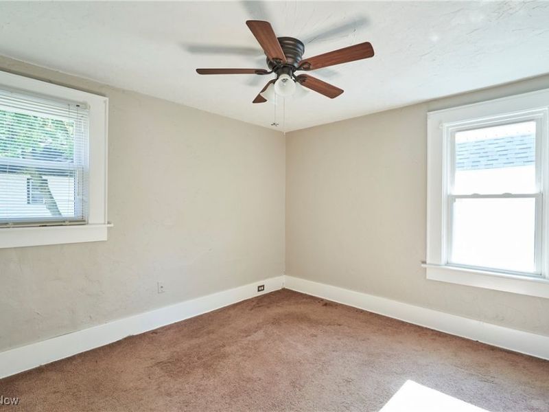 355 Cuyahoga Street, Akron, OH 44310 Photo 21