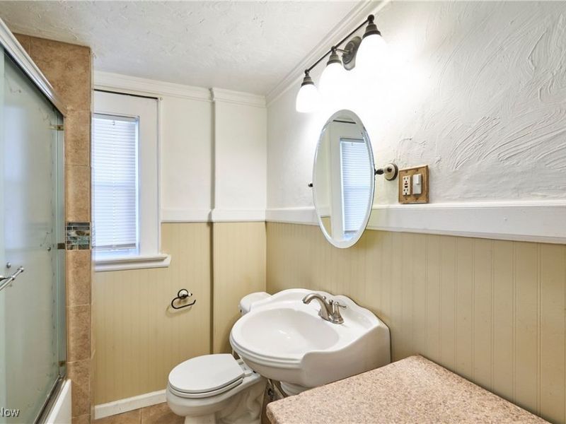 355 Cuyahoga Street, Akron, OH 44310 Photo 23