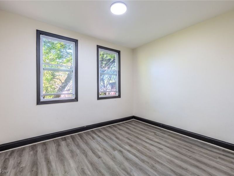 1168 Norwood Road, Cleveland, OH 44103 Photo 26