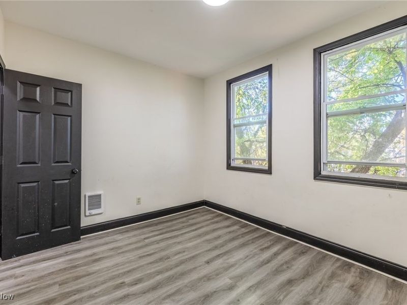 1168 Norwood Road, Cleveland, OH 44103 Photo 29