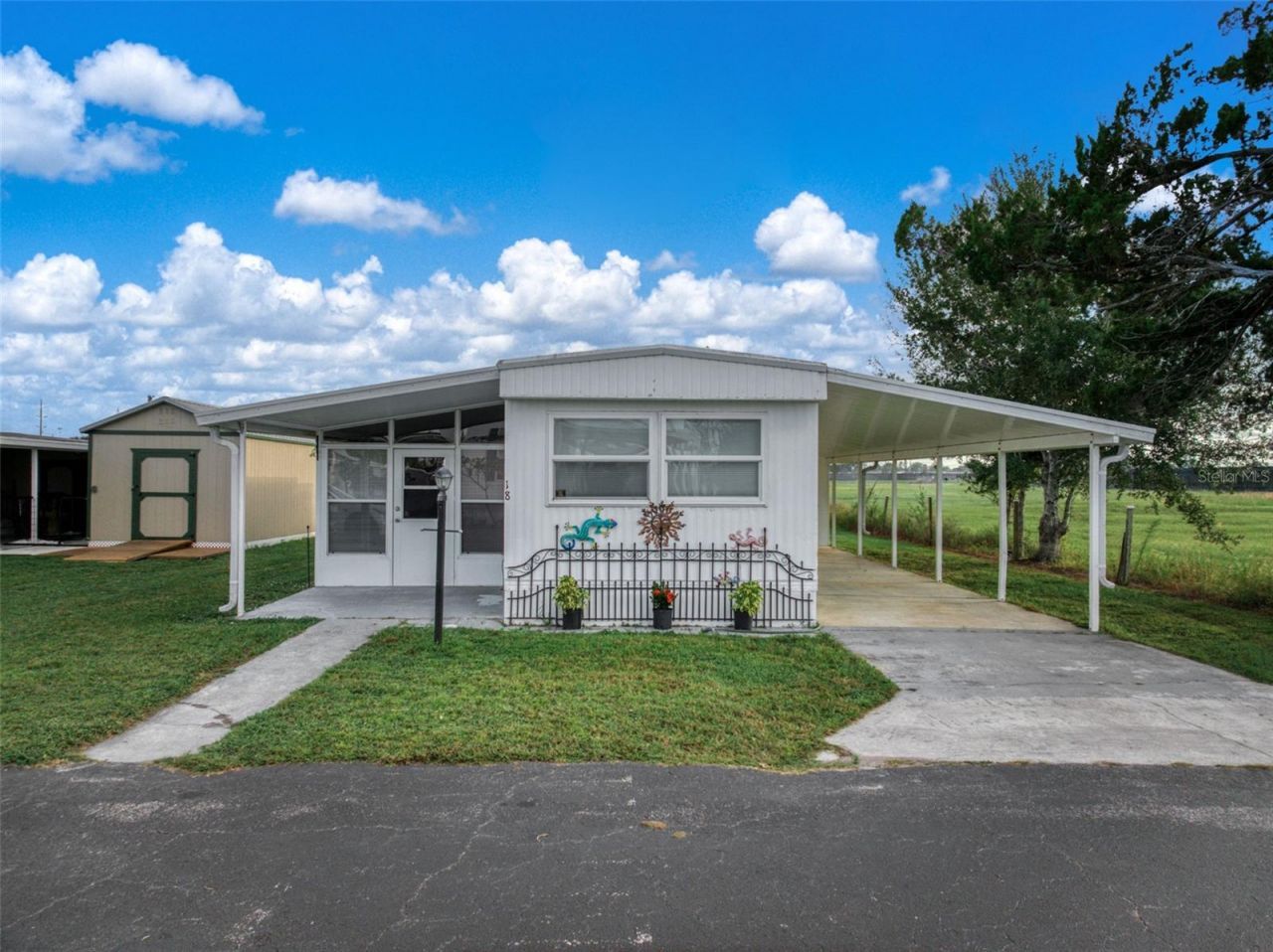 18 Gary Avenue, Lake Placid, FL 33852 Main Photo