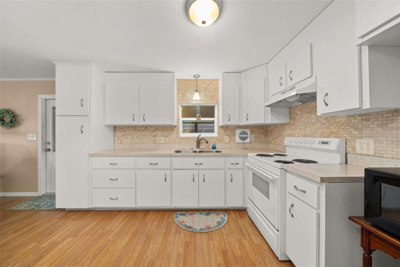 18 Gary Avenue, Lake Placid, FL 33852 Photo