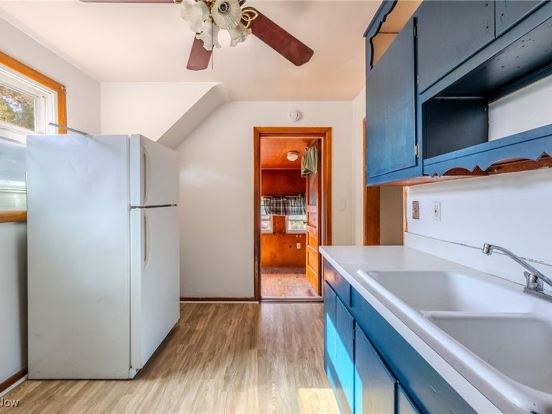 3492 W 56th Street, Cleveland, OH 44102 Photo 5