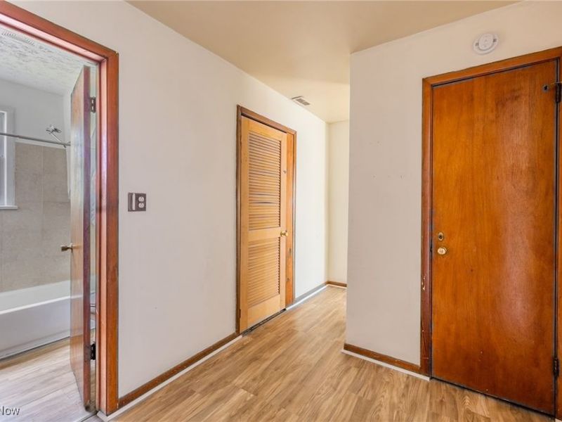 3492 W 56th Street, Cleveland, OH 44102 Photo 6