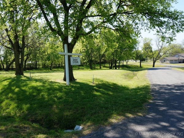 1037 Deer Creek Road , Pryor, OK 74361