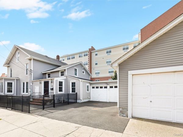 10 Maple Avenue, Patchogue, NY 11772