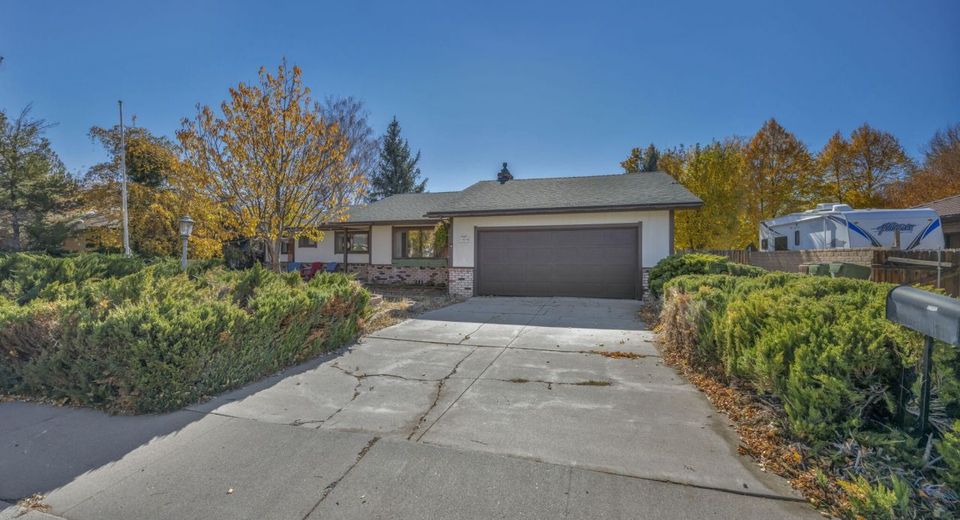 1670 Belarra Drive, Minden, NV 89423 Photo