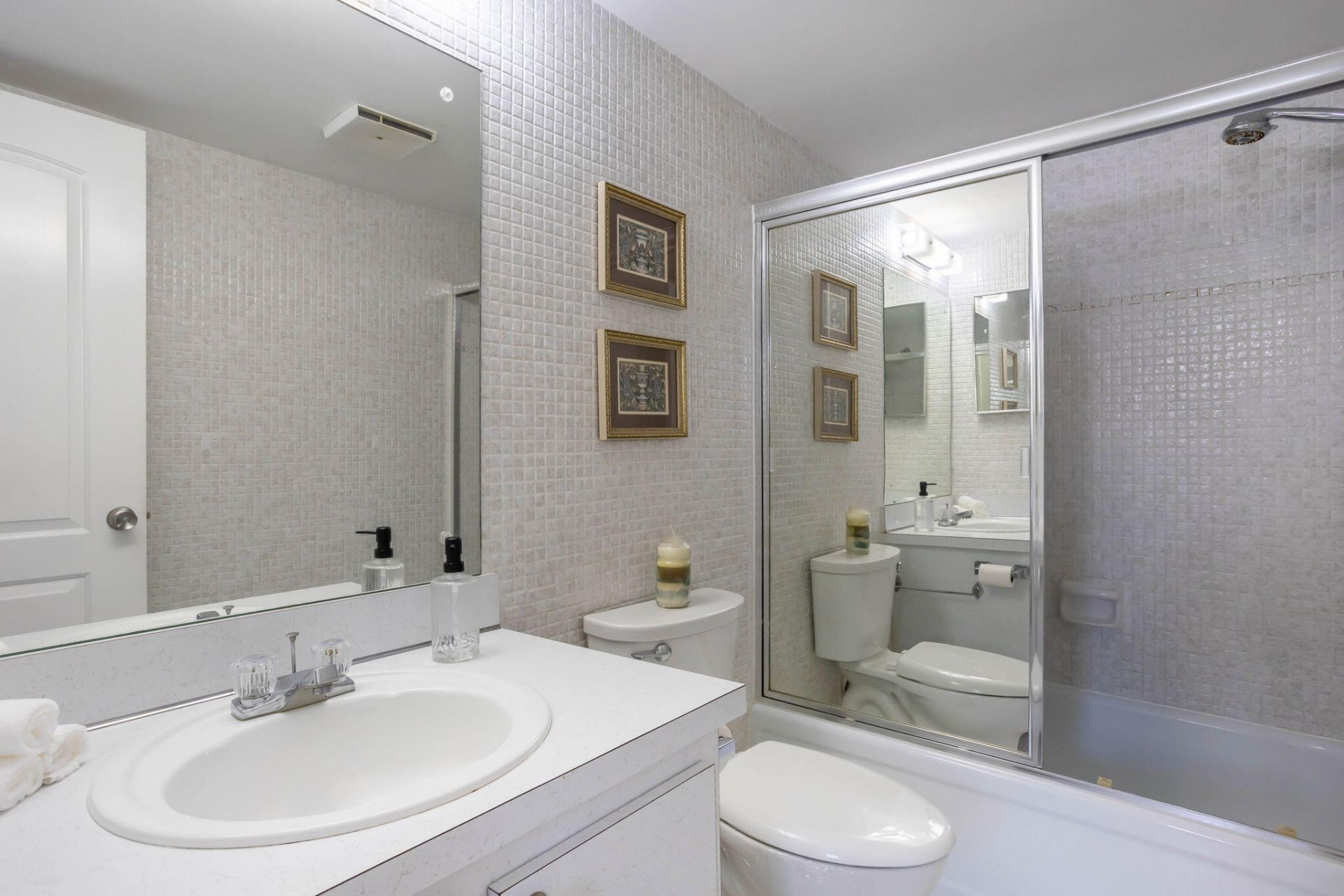 1891 S Ocean Drive, Unit 202, Hallandale Beach, FL 33009 Photo