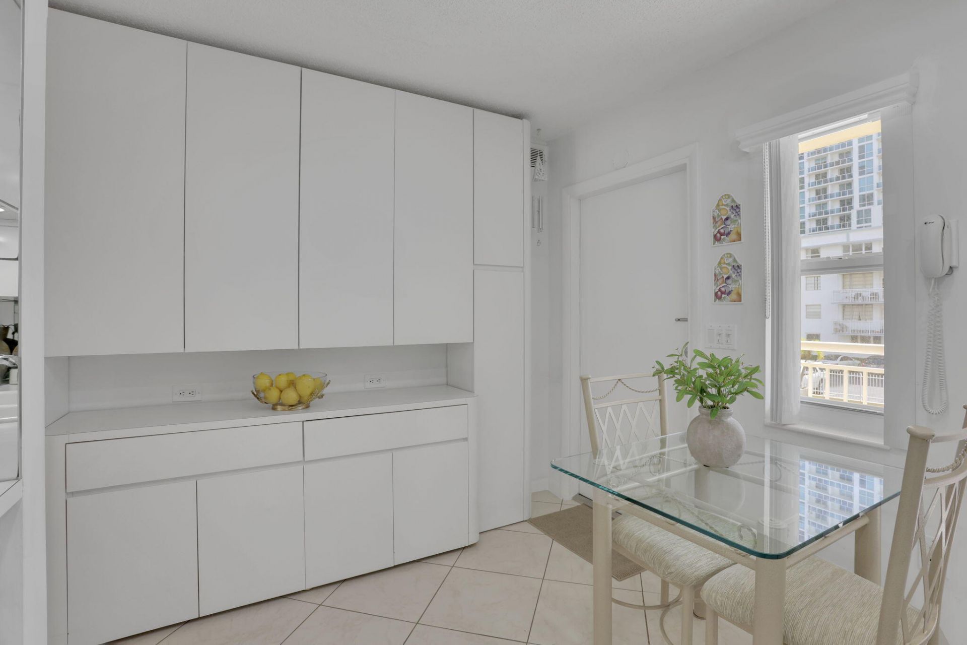 1891 S Ocean Drive, Unit 202, Hallandale Beach, FL 33009 Photo