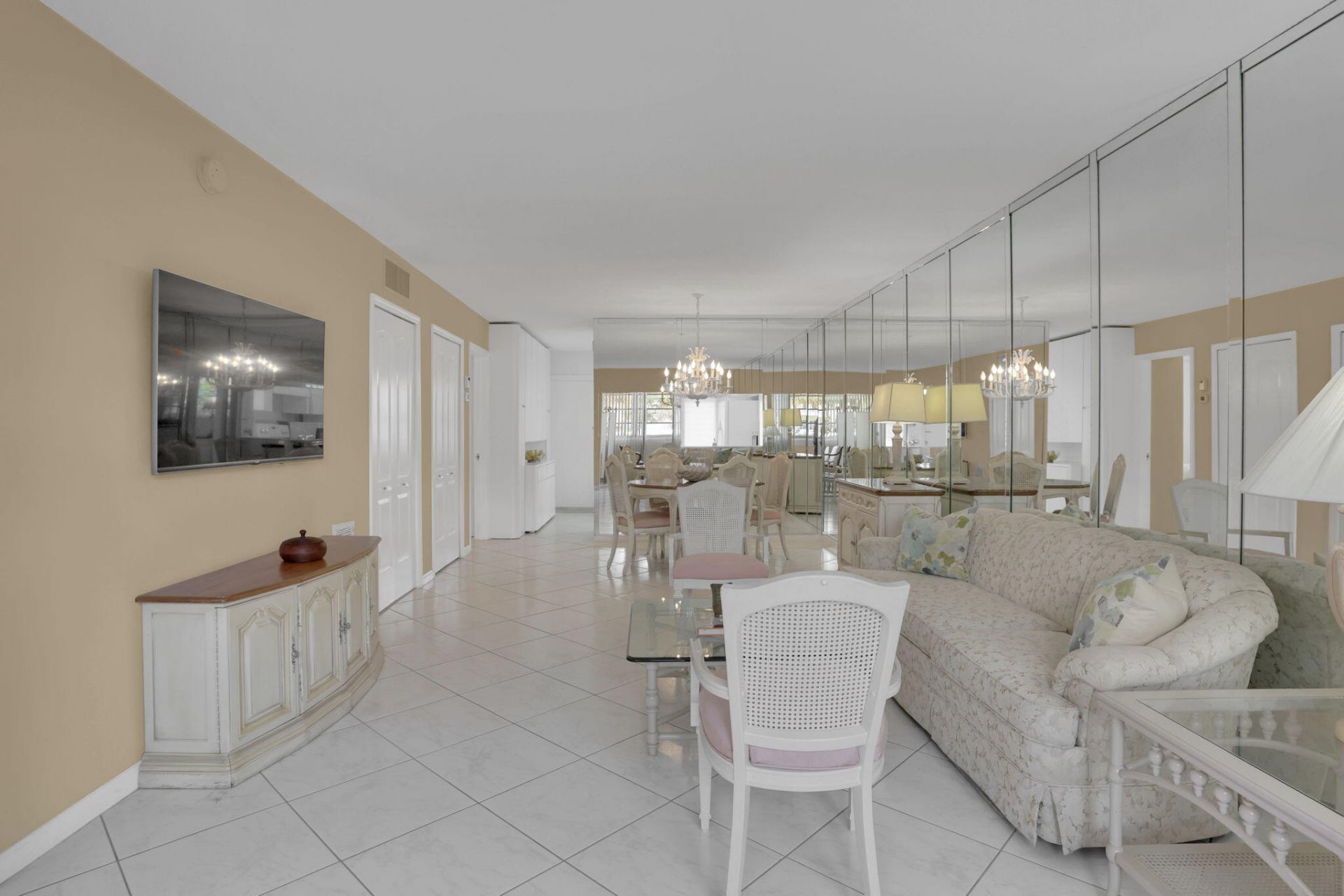 1891 S Ocean Drive, Unit 202, Hallandale Beach, FL 33009 Photo