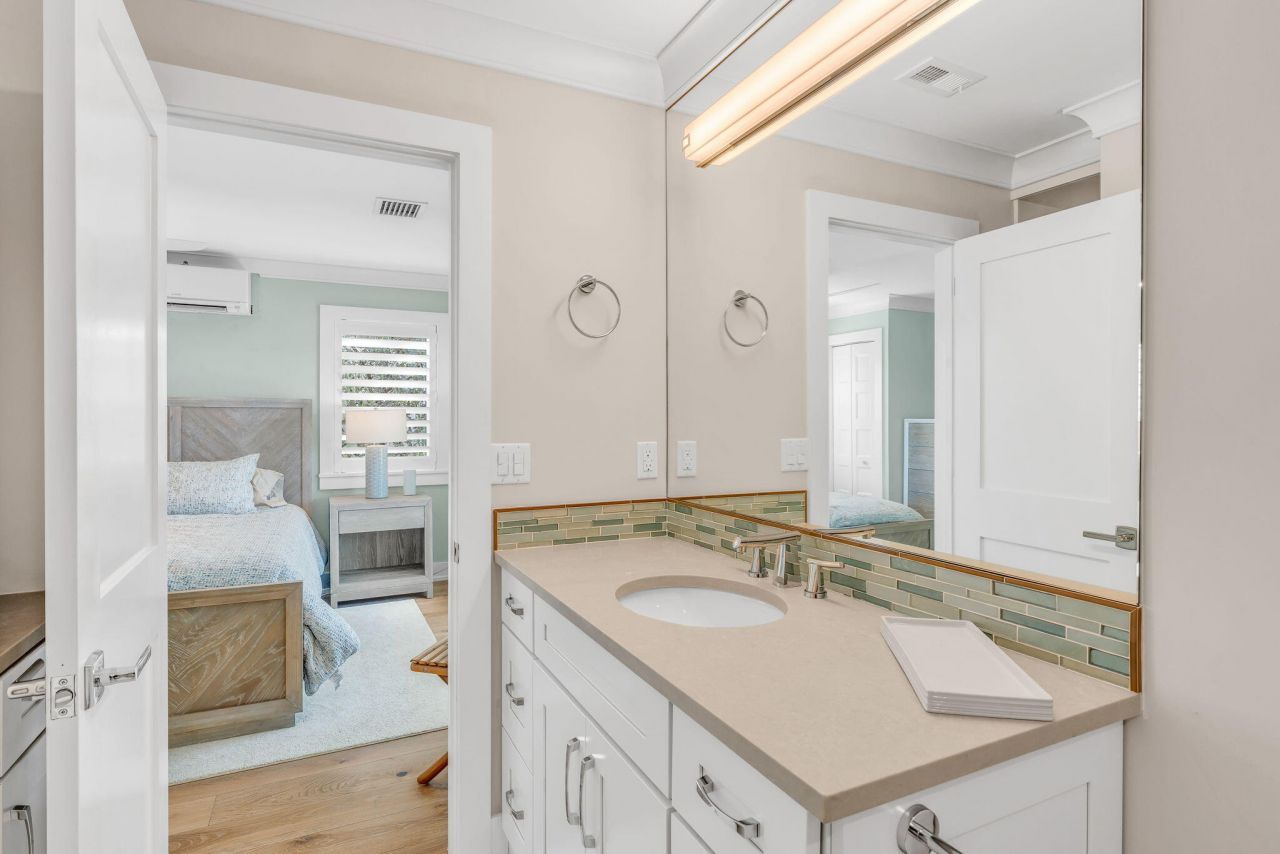 948 Gulf Drive, Summerland Key, FL 33042 Photo