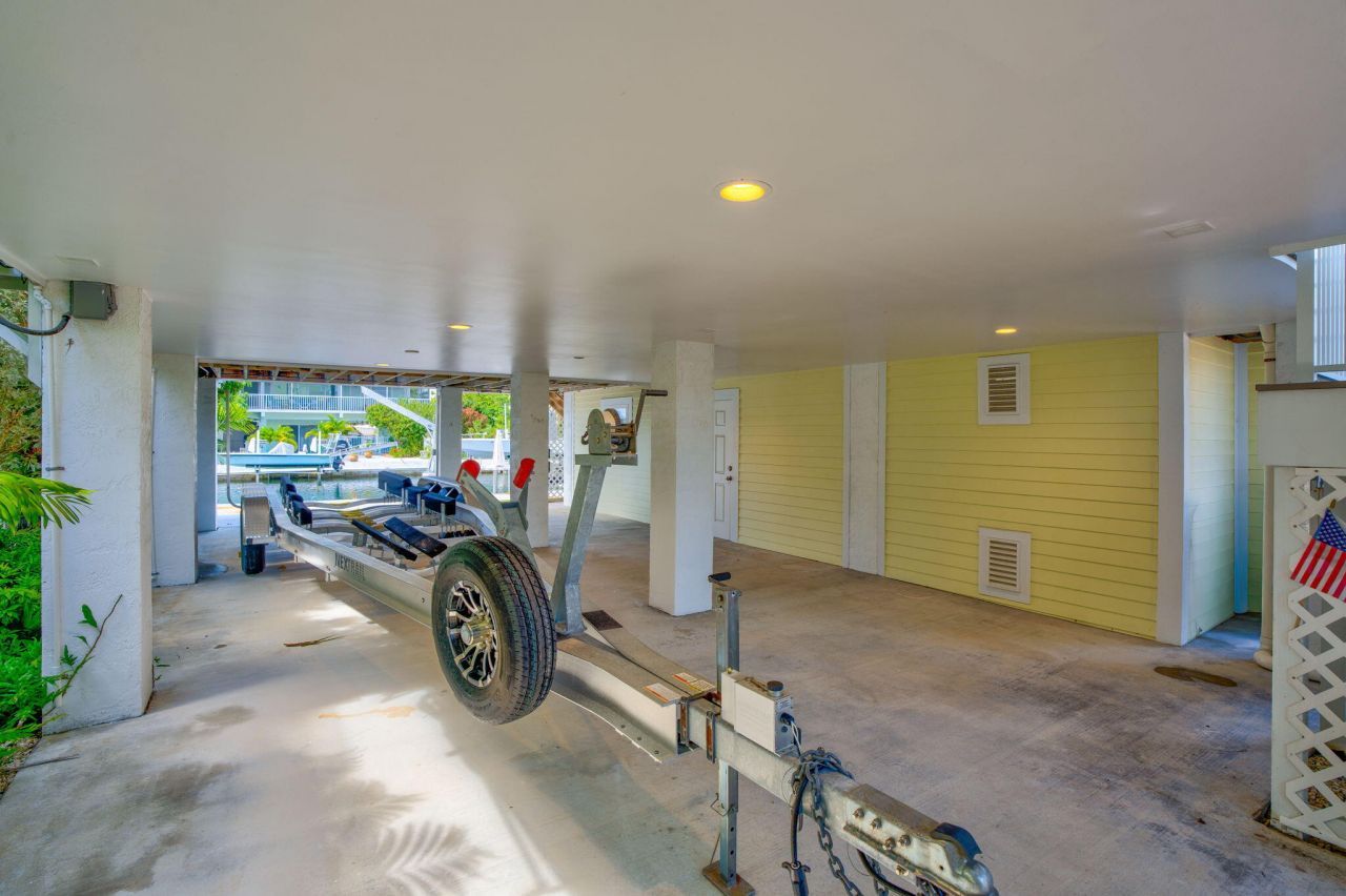 948 Gulf Drive, Summerland Key, FL 33042 Photo