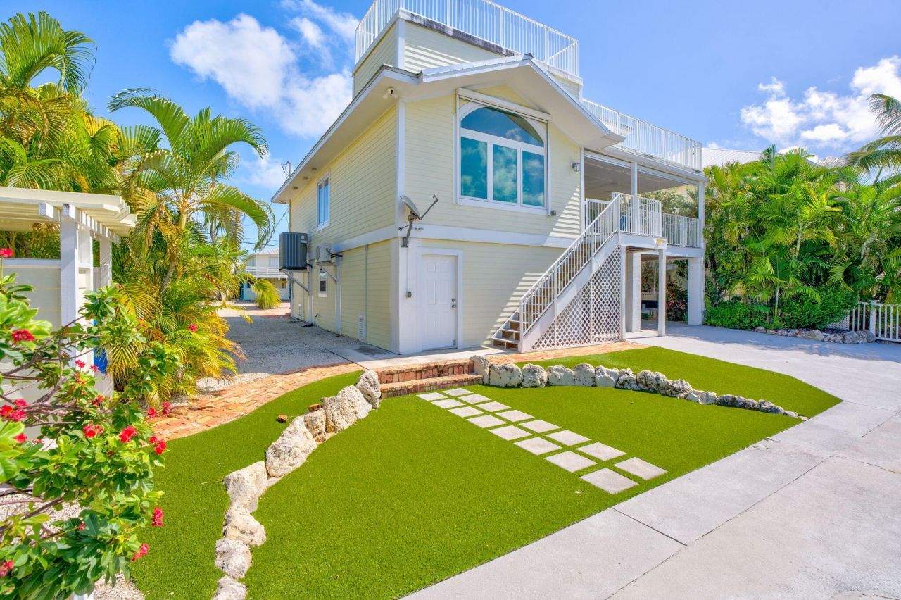 948 Gulf Drive, Summerland Key, FL 33042 Photo