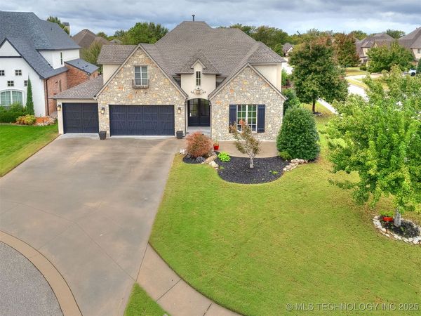 10712 S 95th East Court, Tulsa, OK 74133