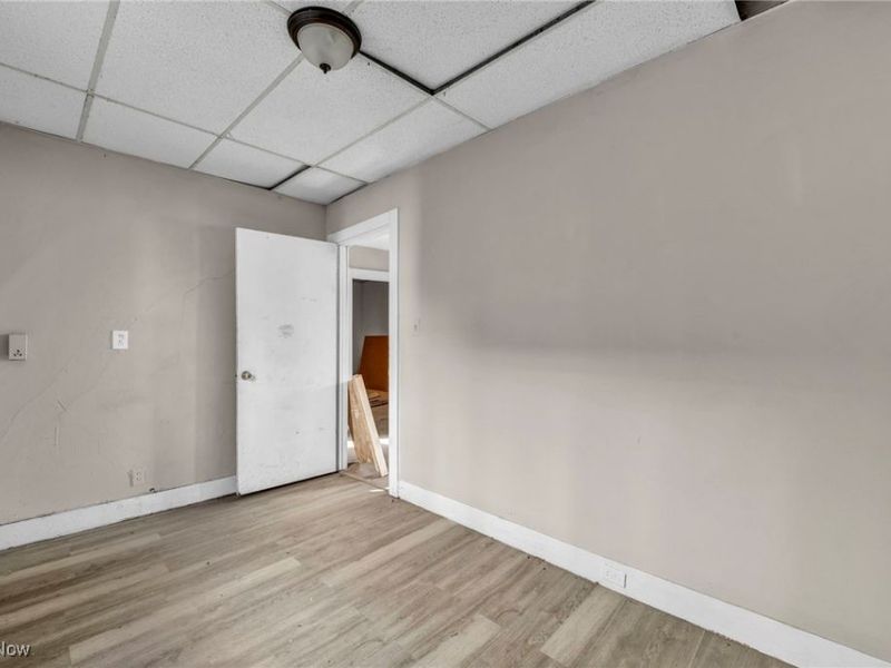 7408 Wentworth Avenue, Cleveland, OH 44102 Photo 20