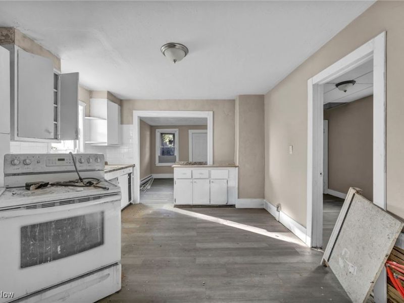 7408 Wentworth Avenue, Cleveland, OH 44102 Photo 7