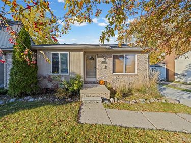 22815 Furton Street, St. Clair Shores, MI 48082