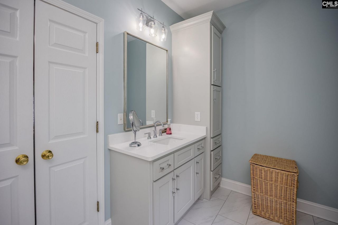 315 Old Landing Court Photo 32