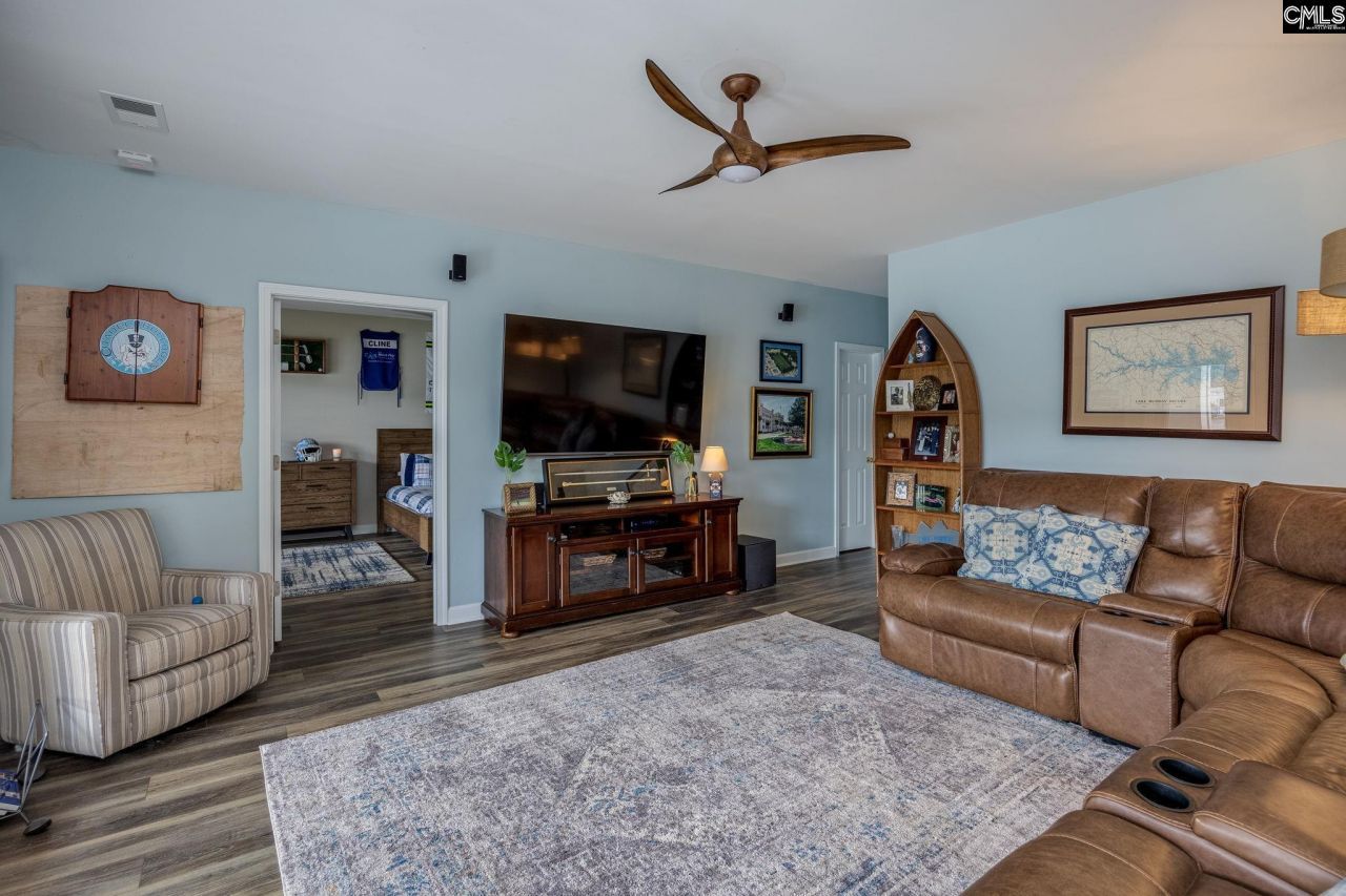 315 Old Landing Court Photo 36