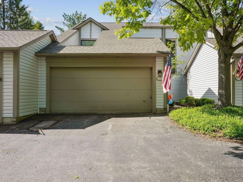 2713 Woodland Village Drive, Unit 6, Columbus, OH 43231 Photo 35