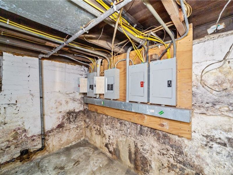 2851 Oakwood Avenue, Lorain, OH 44055 Photo 11