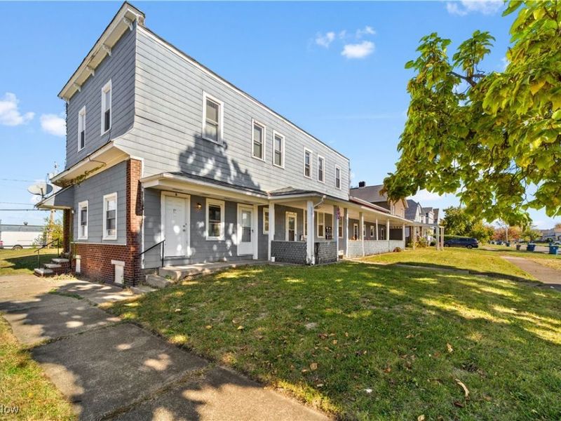 2851 Oakwood Avenue, Lorain, OH 44055 Photo 2