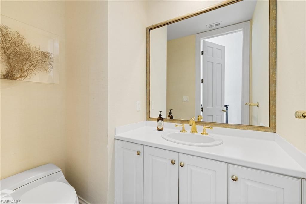 156 Colonade Cir, Unit 1107, Naples, FL 34103 Photo