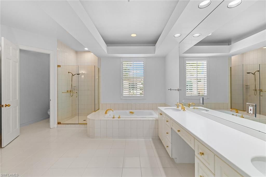 156 Colonade Cir, Unit 1107, Naples, FL 34103 Photo