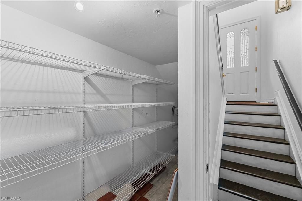 156 Colonade Cir, Unit 1107, Naples, FL 34103 Photo