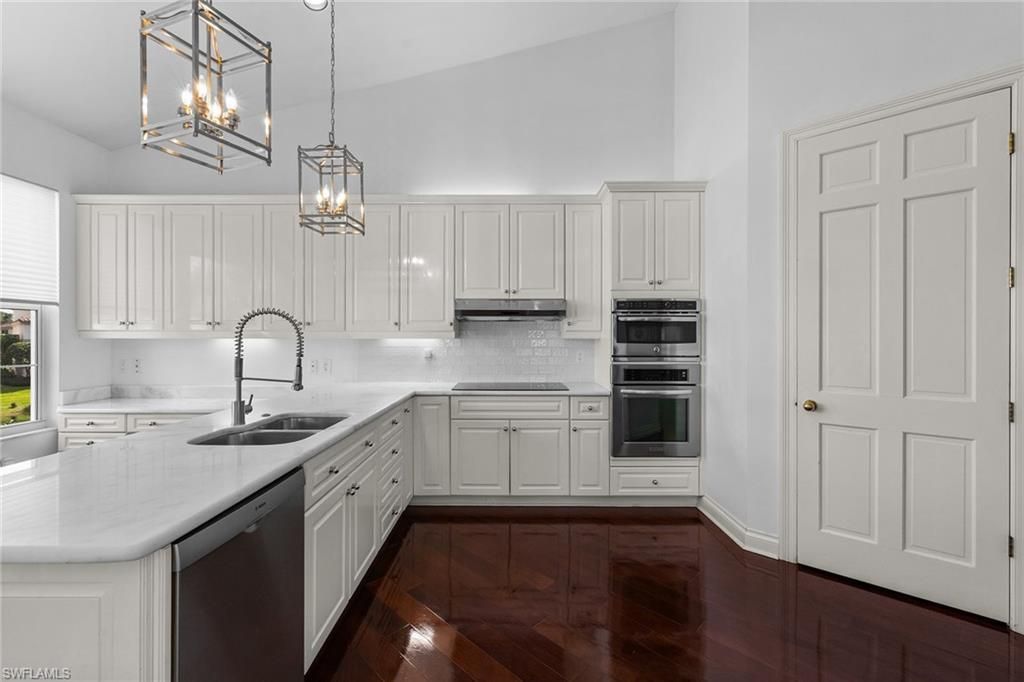 156 Colonade Cir, Unit 1107, Naples, FL 34103 Photo