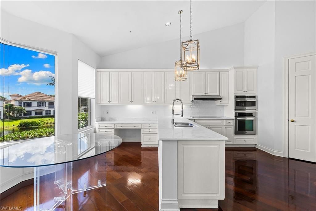 156 Colonade Cir, Unit 1107, Naples, FL 34103 Photo