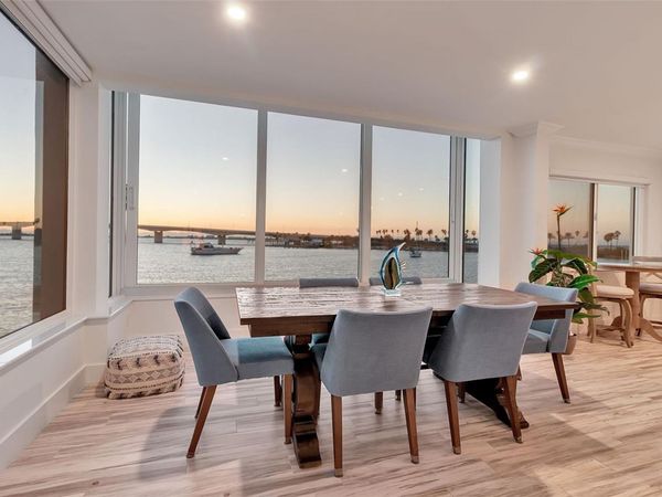 226 GOLDEN GATE POINT, Unit 21, SARASOTA, FL 34236