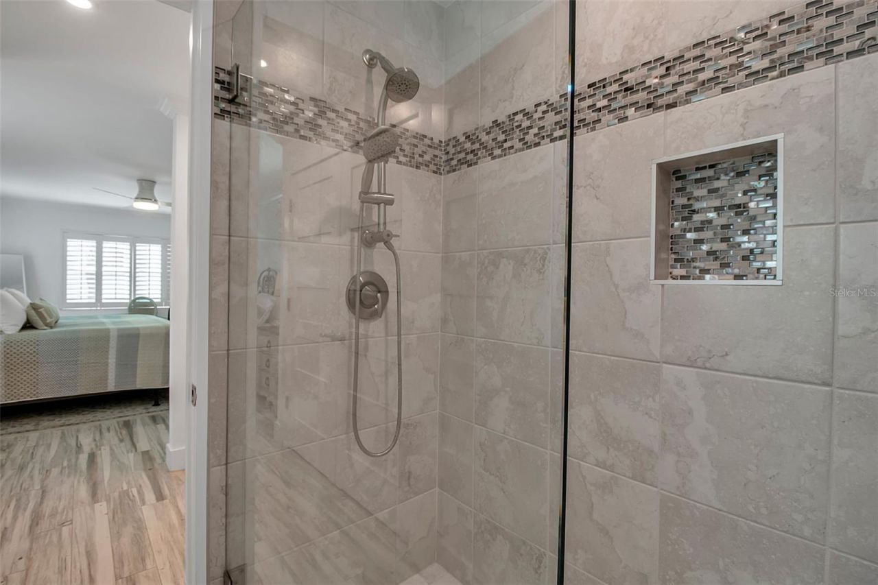 226 Golden Gate Point, Unit 21, Sarasota, FL 34236 Photo