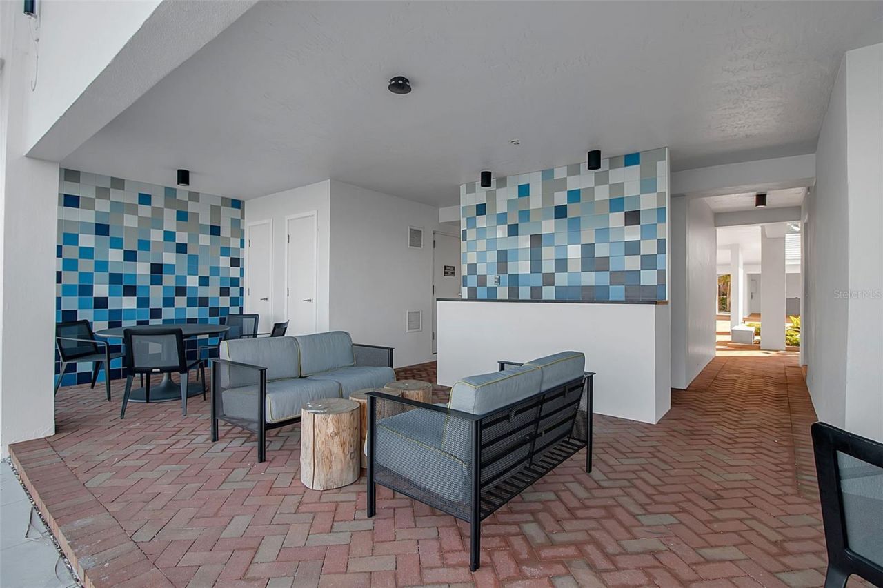 226 Golden Gate Point, Unit 21, Sarasota, FL 34236 Photo