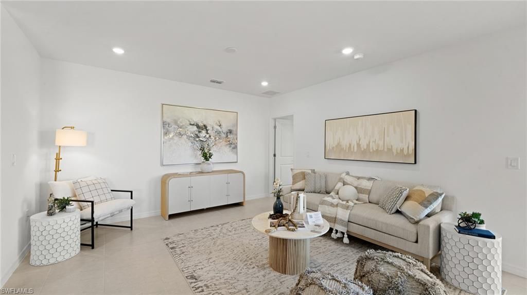 270 Silent Lake Dr, Lehigh Acres, FL 33936 Photo