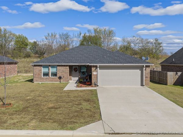 1022 Indian Plains, Ardmore, OK 73401
