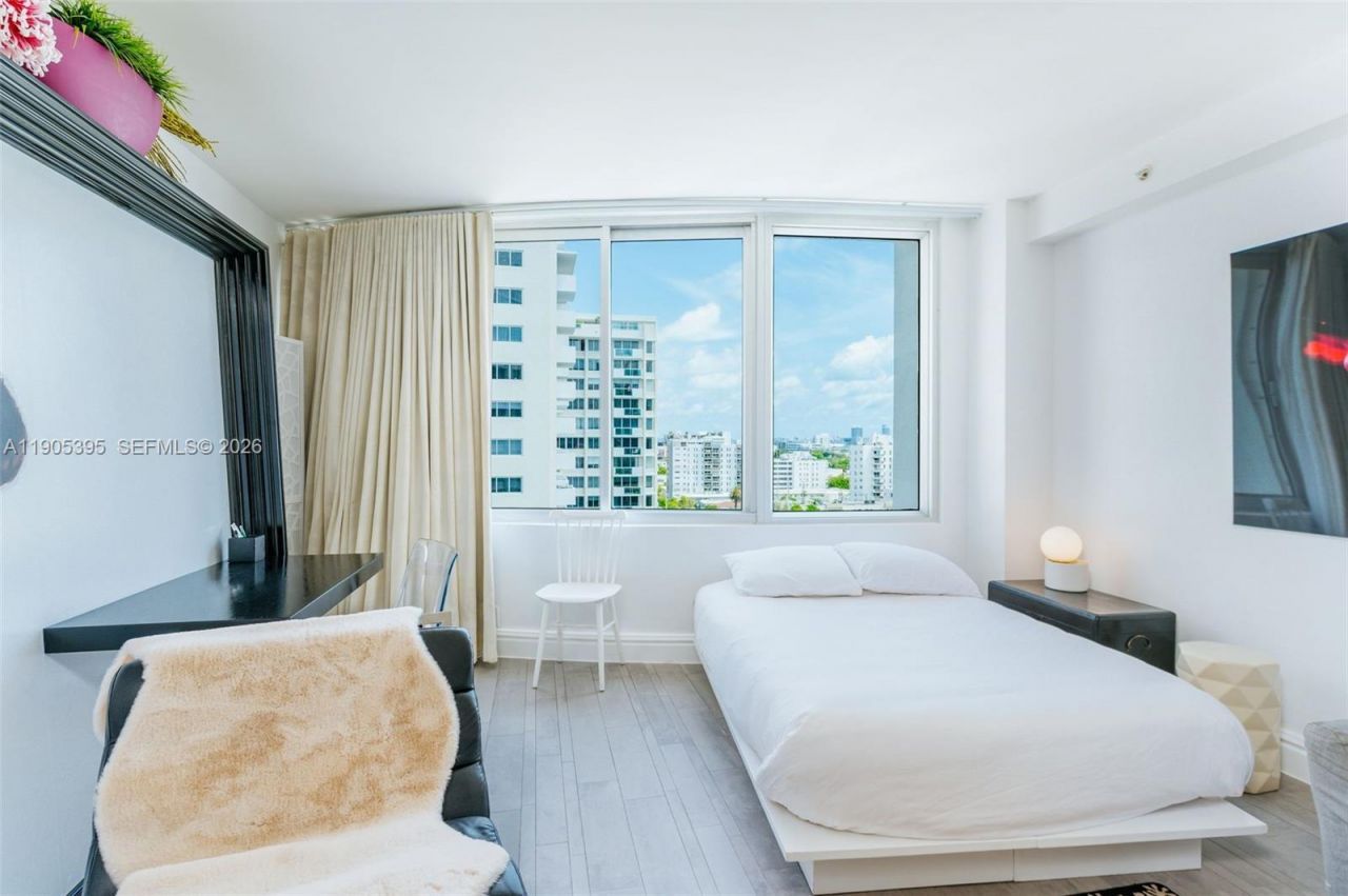 1100 West Ave, Unit 1004, Miami Beach, FL 33139 Photo