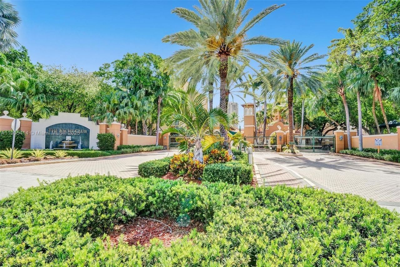 19877 E Country Club Dr, Unit 3607, Aventura, FL 33180 Photo